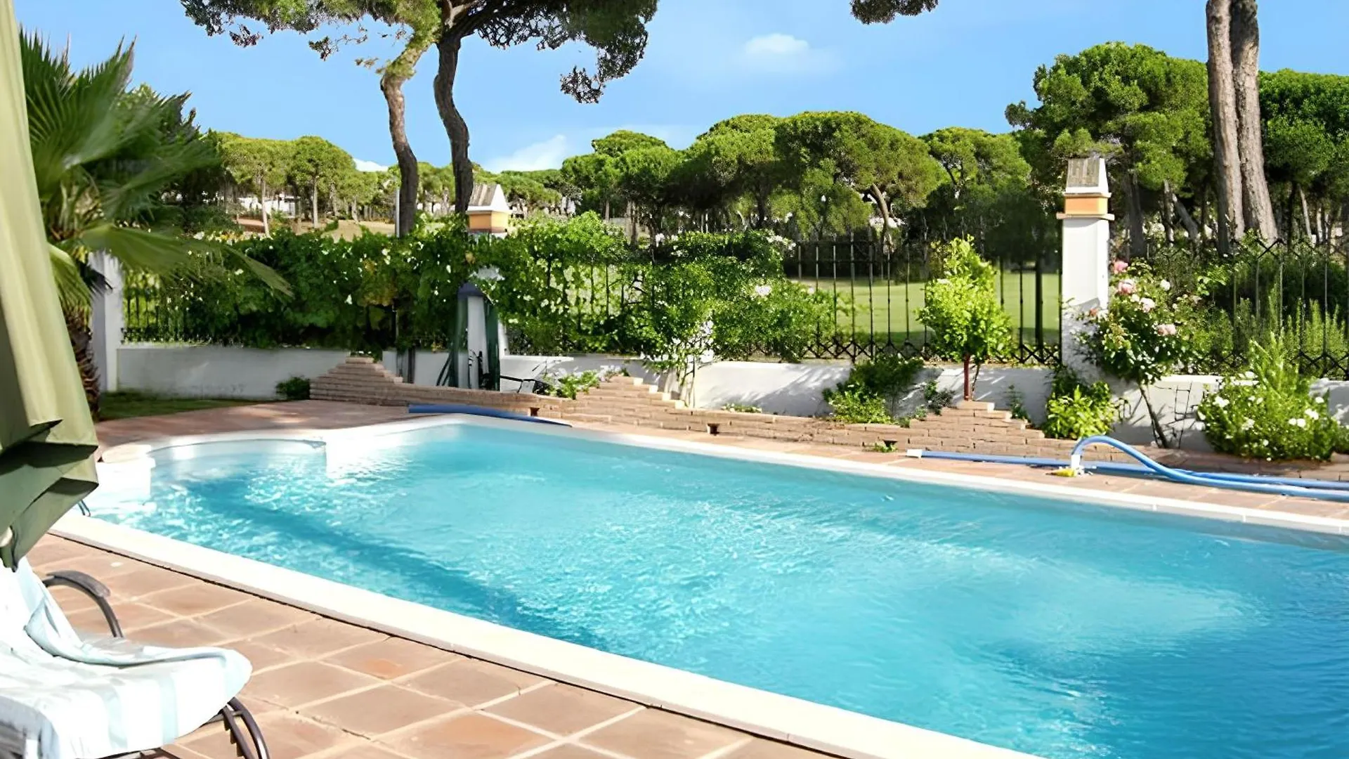 Elegant Villa In Nuevo Portil With Shared Pool El Portil