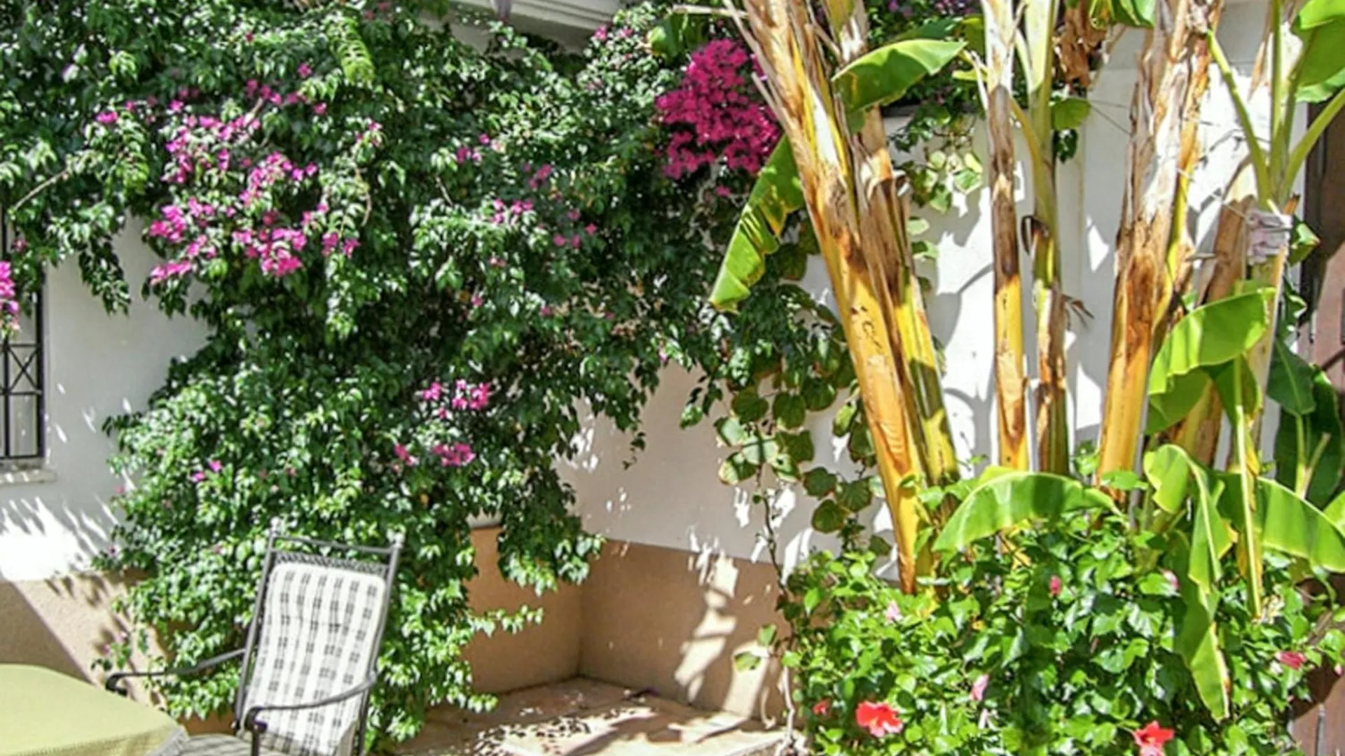 Elegant Villa In Nuevo Portil With Shared Pool